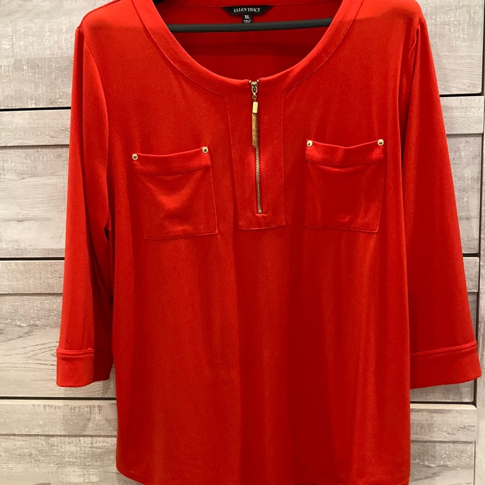 🧡Red orange long sleeve lightweight shirt🧡